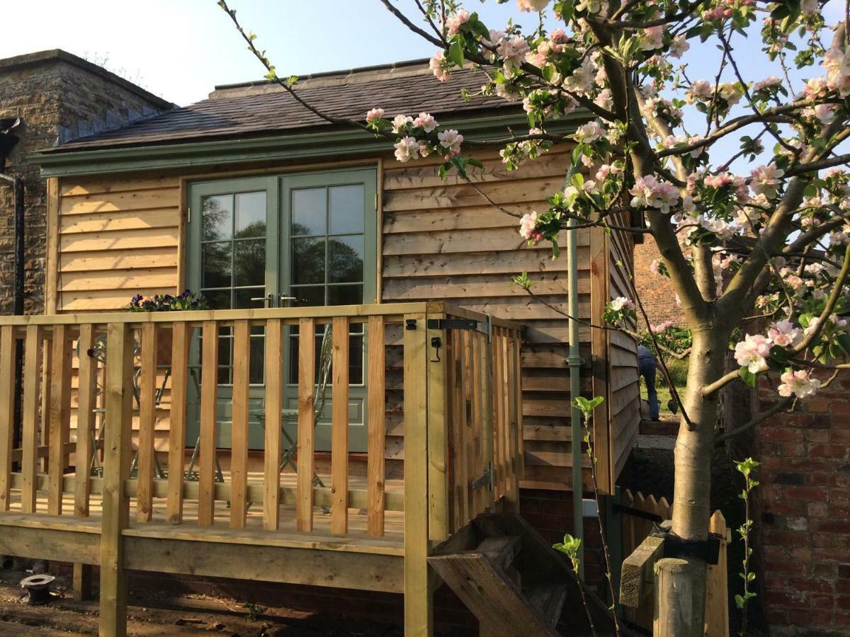 The Parcel Shed Hotell Gilling East Exteriör bild